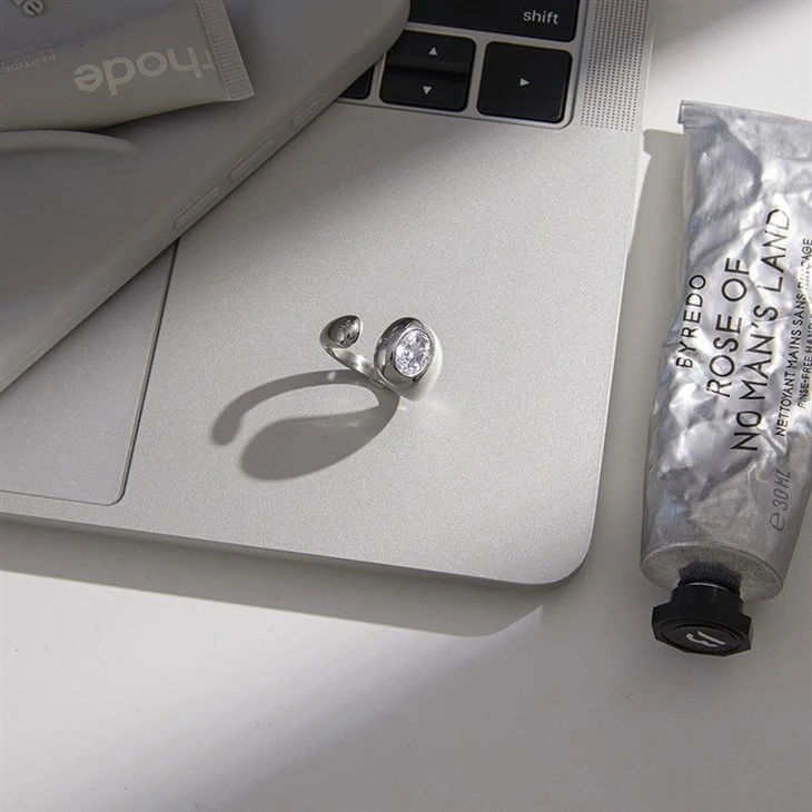 Classic Zircon Fashion Ring price